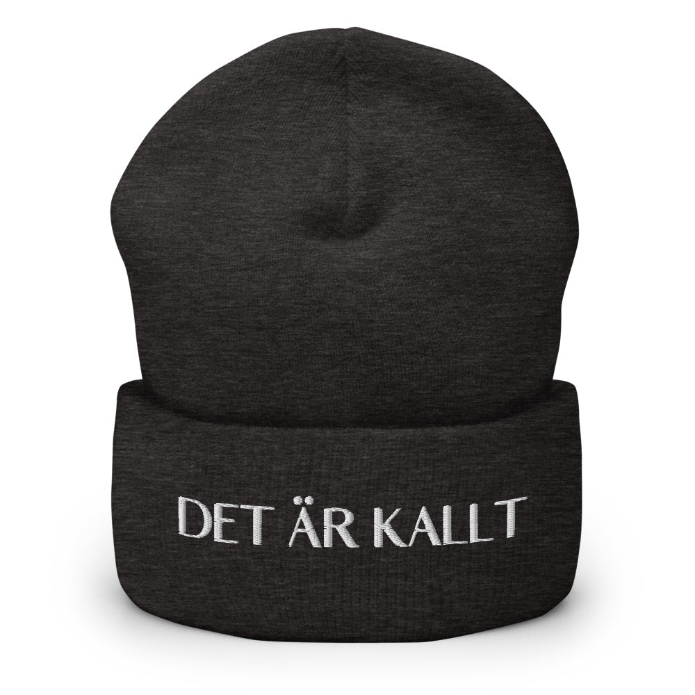 DET ÄR KALLT beanie by Clothes With Words | Clothing and accessories with words