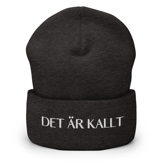DET ÄR KALLT beanie by Clothes With Words | Clothing and accessories with words